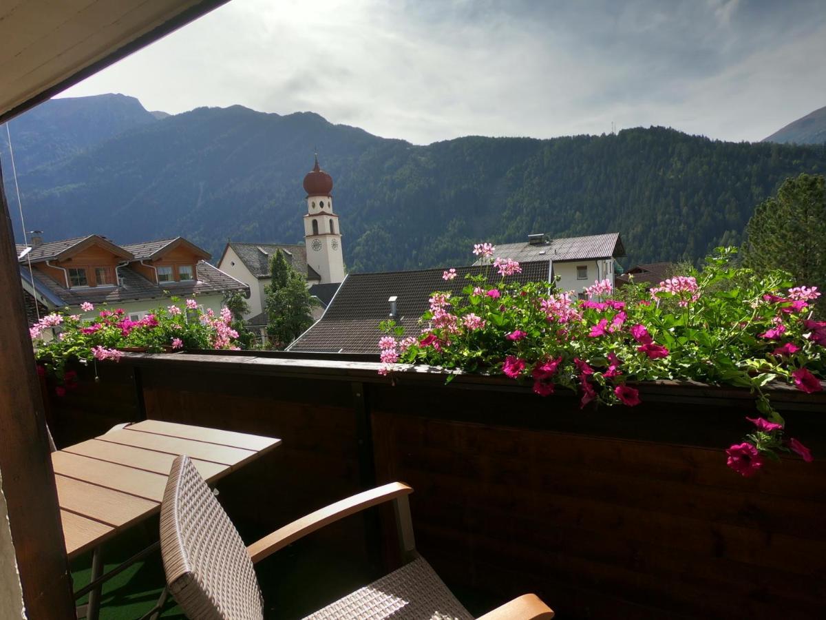 Pension Jagerhof - Sommercard Inkl - 5 Min Zum Hochzeiger Jerzens Exterior photo